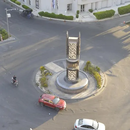 برج النيل بزنس Apartment Jazirat al Awwamiyah Exterior photo