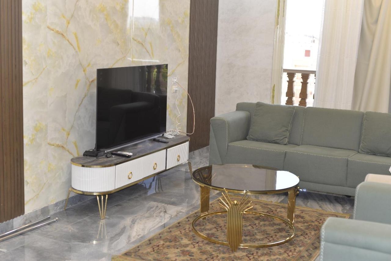 برج النيل بزنس Apartment *