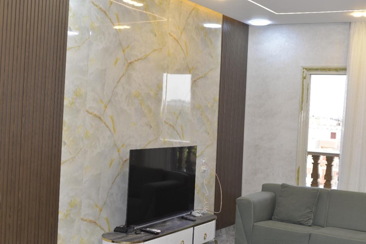 برج النيل بزنس Apartment Jazirat al Awwamiyah
